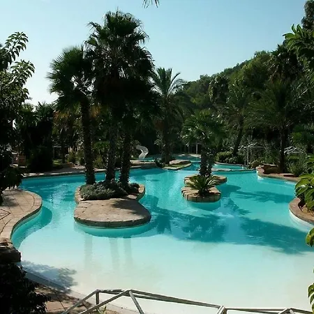Отель Marconfort Hills 4*